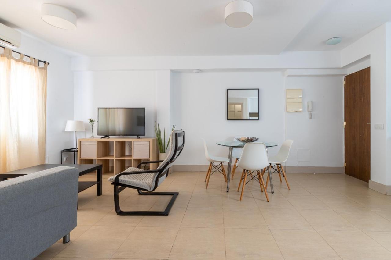 Fun Building Flats By Homeabout Málaga Exterior foto