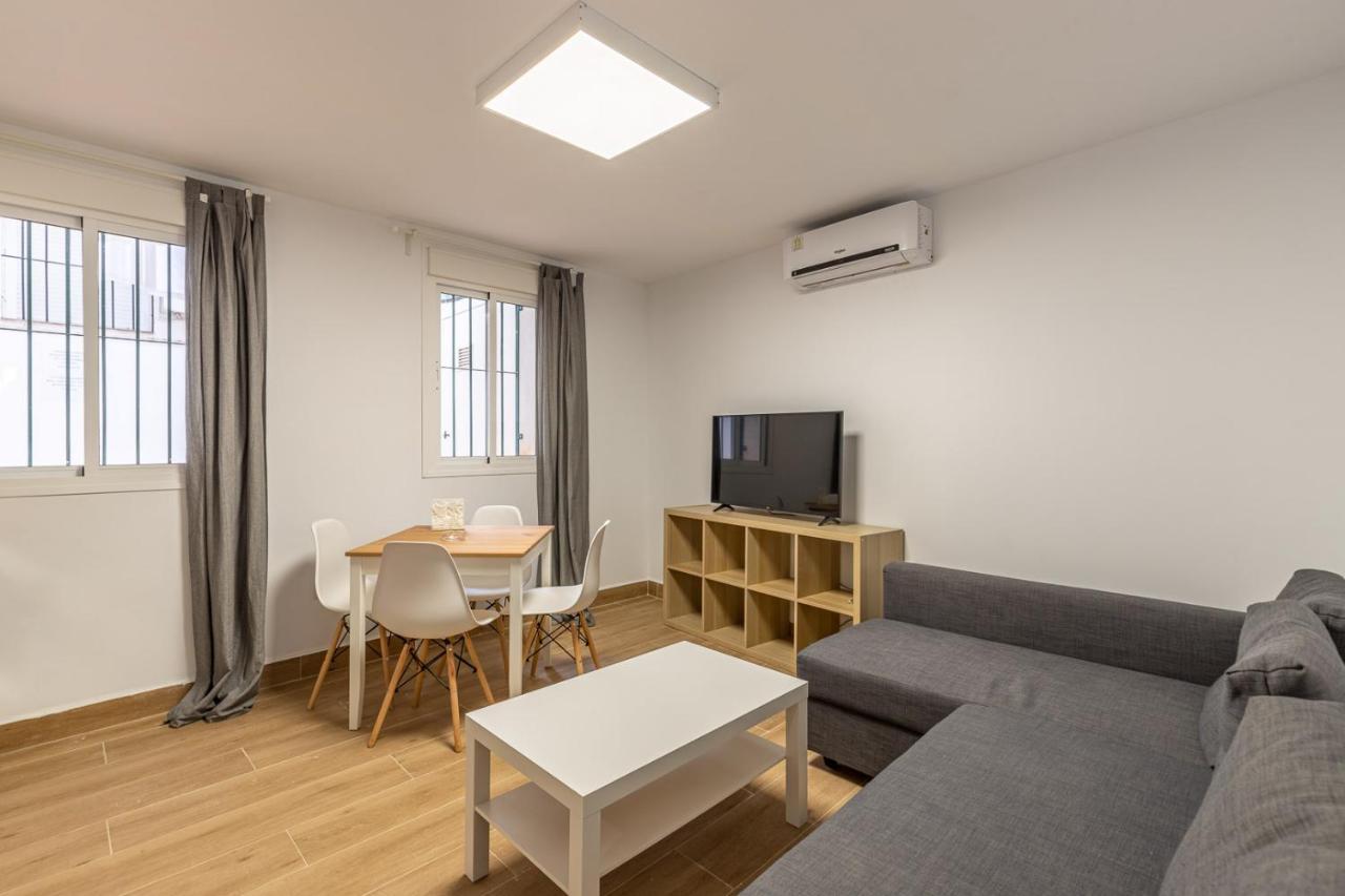 Fun Building Flats By Homeabout Málaga Exterior foto